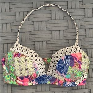 Victoria Secret pattern swim top, runs small